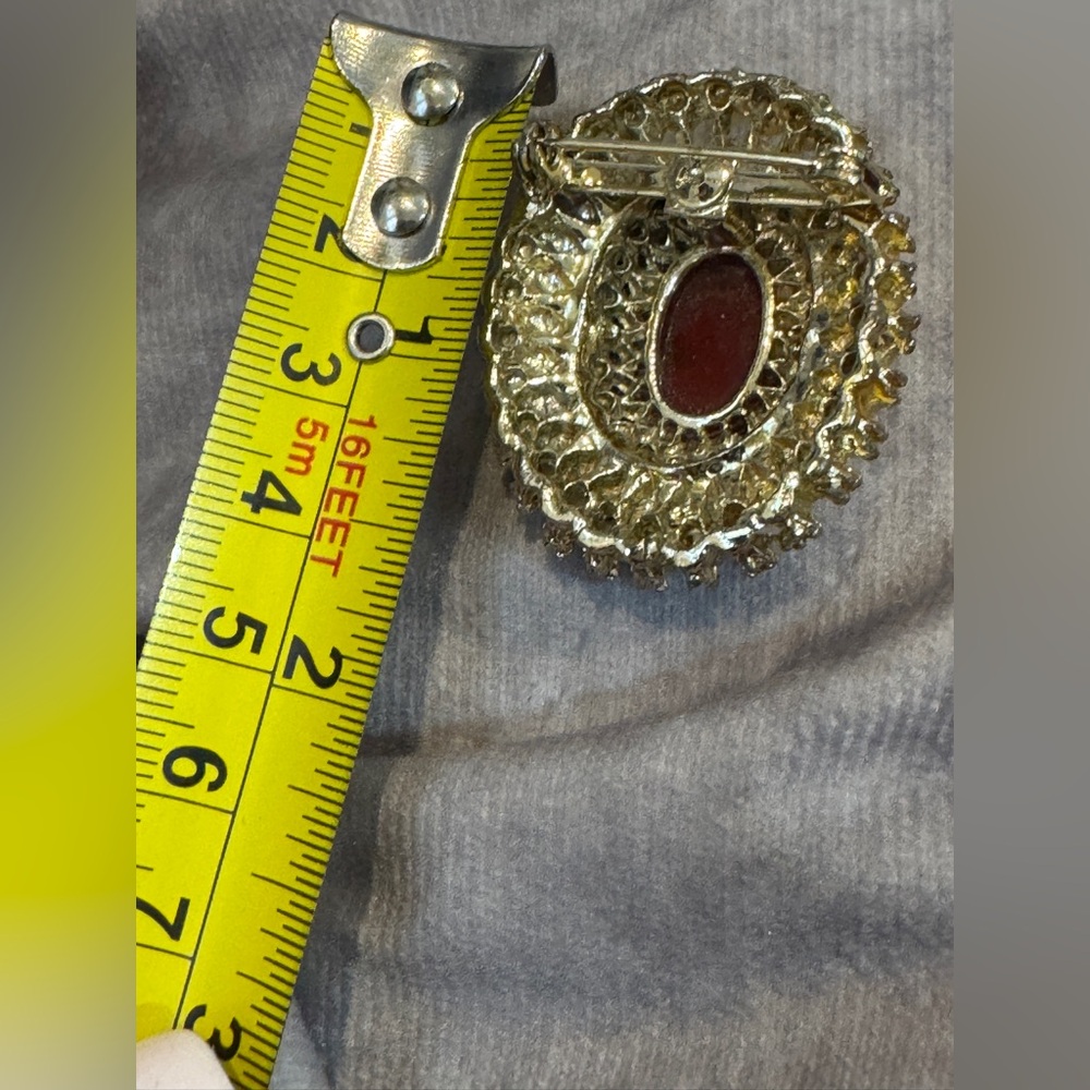 Elegant‎ Cameo Pearl Brooch/Pin - Picture 4 of 6